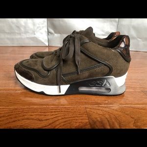 Like new Ash sneakers